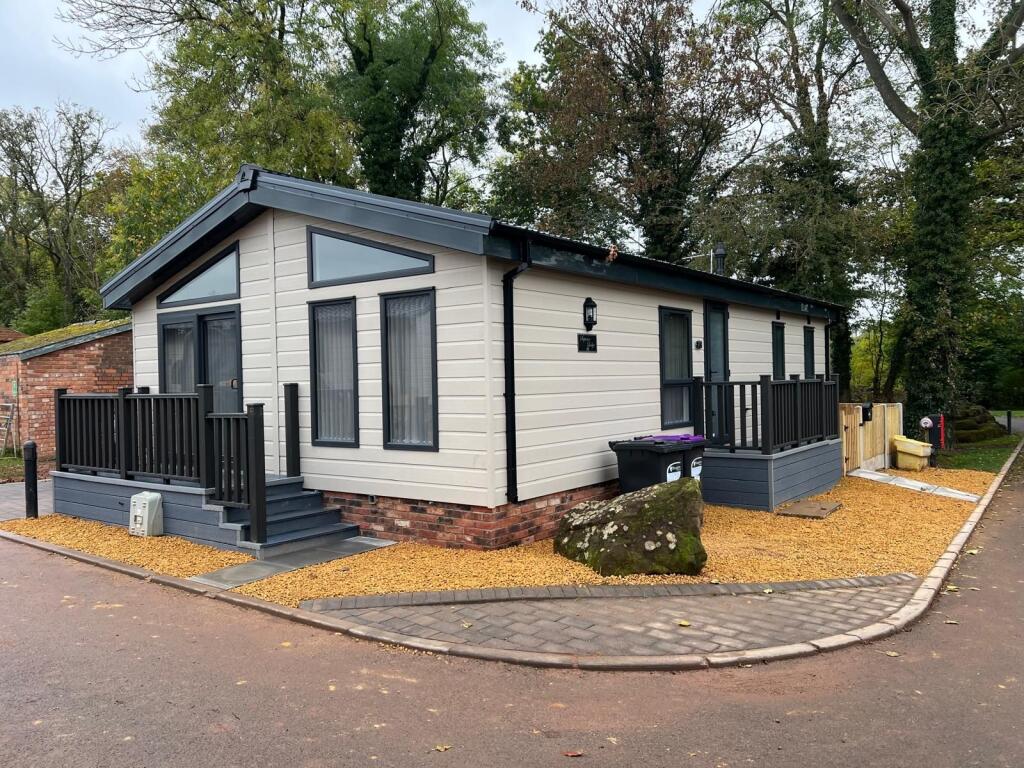 House in Wolverhampton - View 2