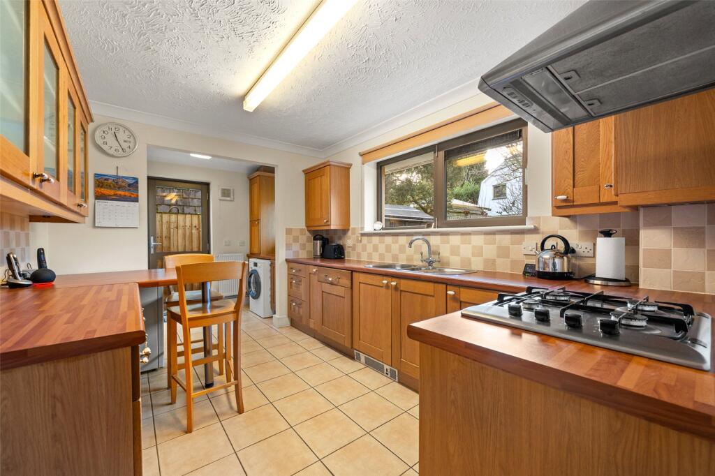 Braeside, Binfield, Bracknell, Berkshire, RG12 photo 4