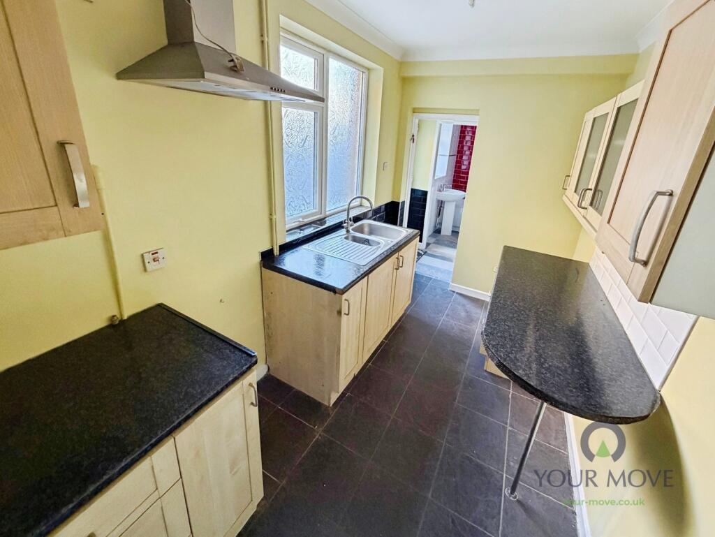 House in Stoke-on-Trent - View 4