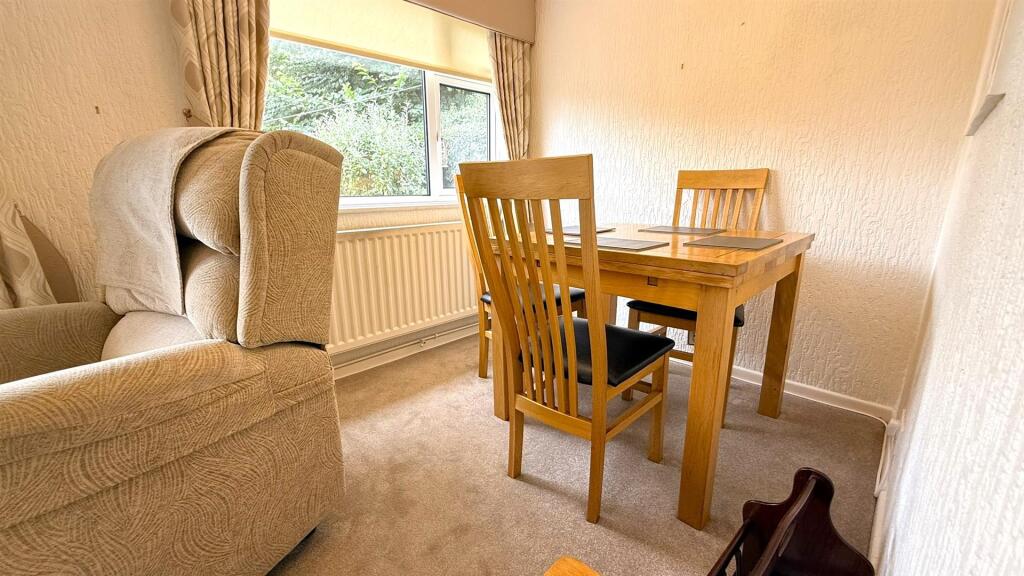 House in Birmingham, Walkers Heath - View 4