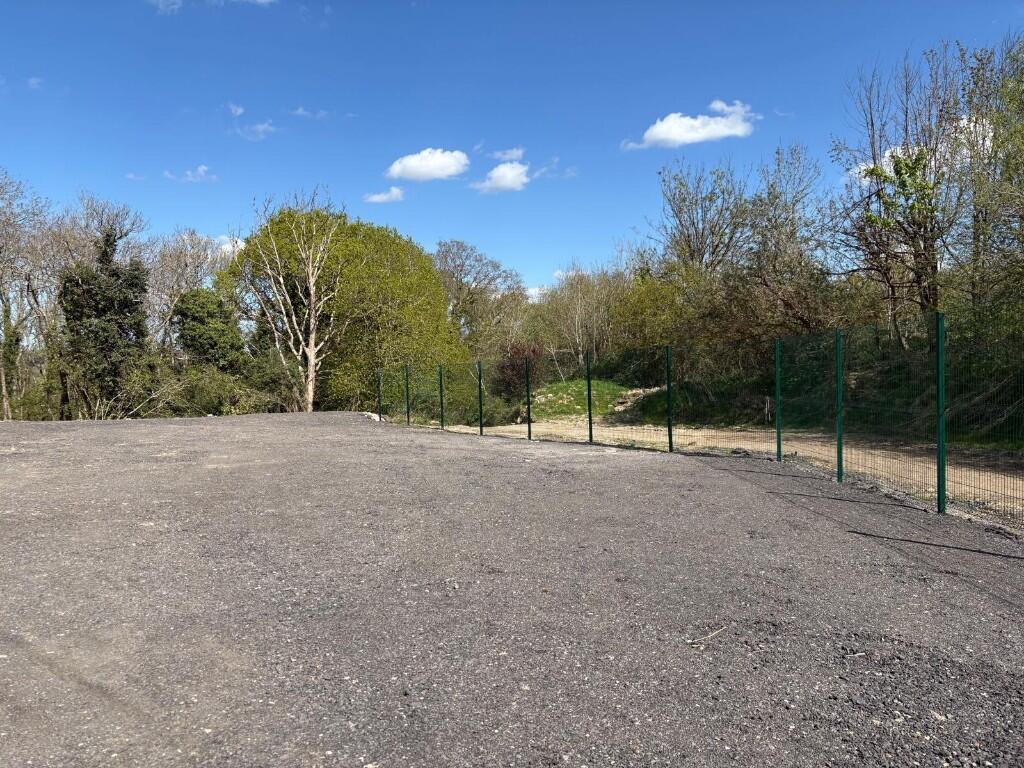 Main image of property: Wrecclesham Hill, Farnham, Surrey, GU10