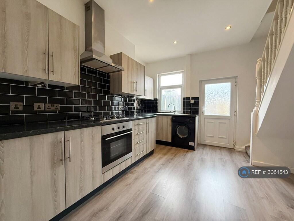 House in Bolton - View 3