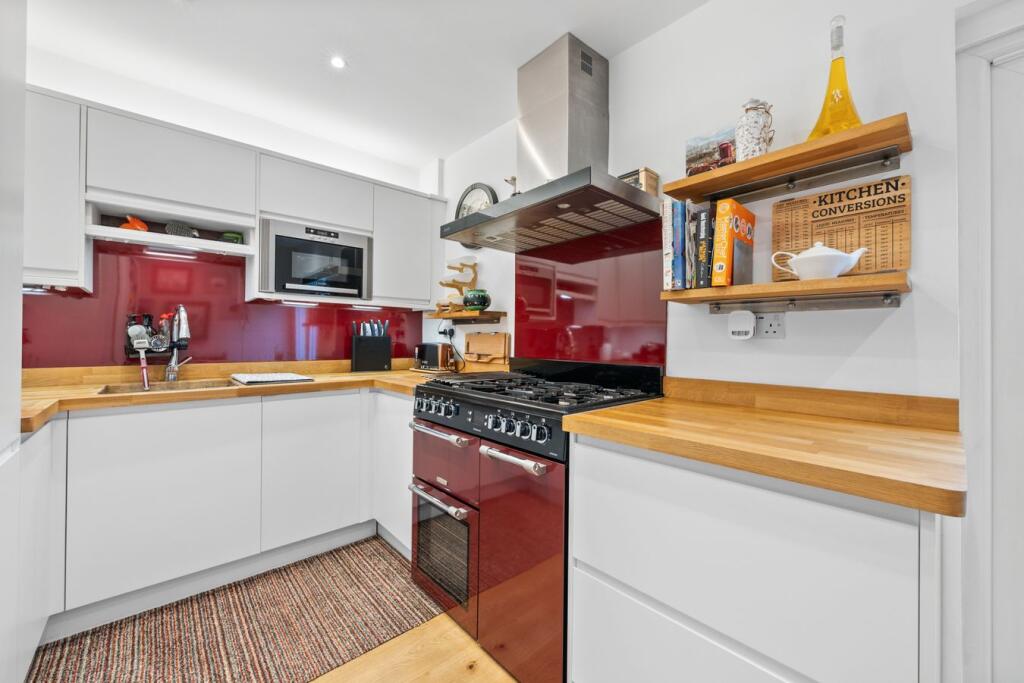 House in Bannockburn, Hillpark, Broomridge - More