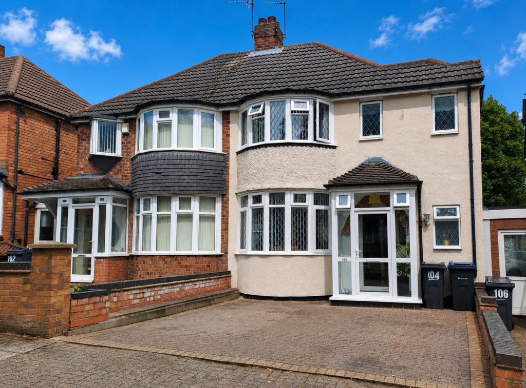 3-bed semi-detached on Bryn Arden Road, South Yardley, Birmingham, £280,000