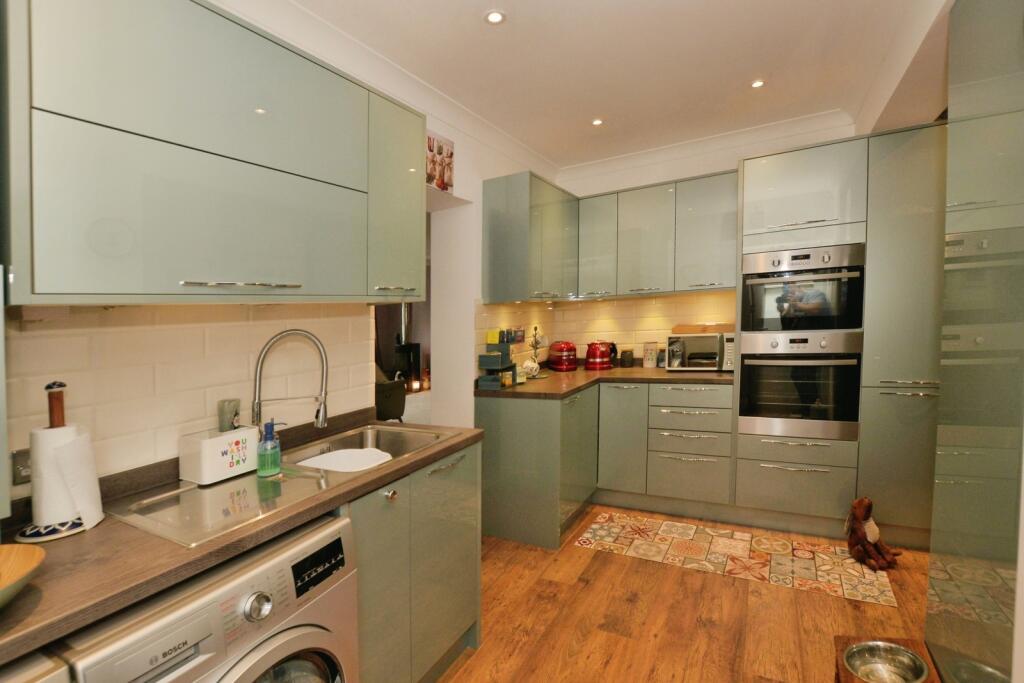 House in Tonbridge - View 3