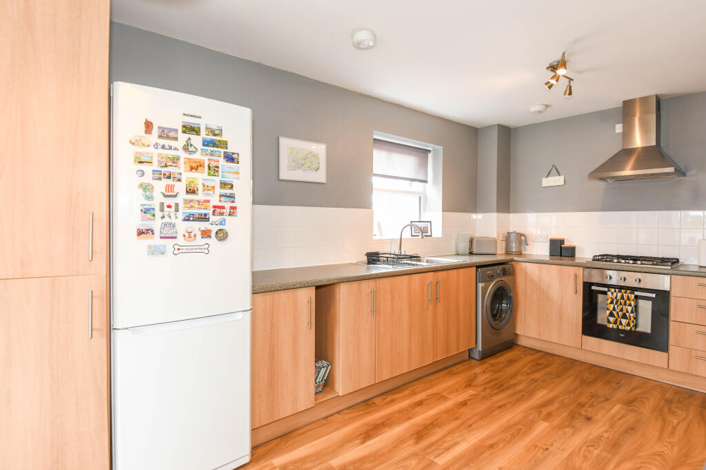 Apartment in Trowbridge - More