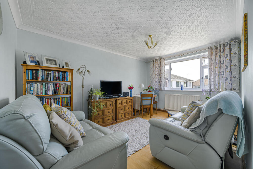 Apartment in London - View 2