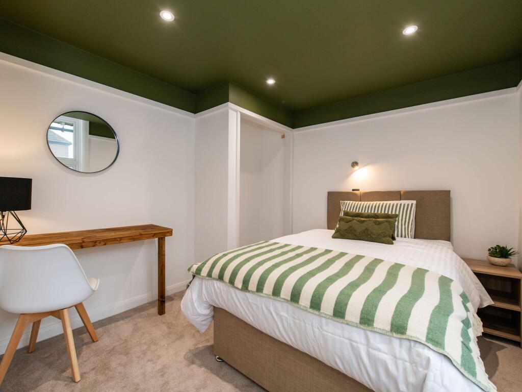 Main image of property: 12