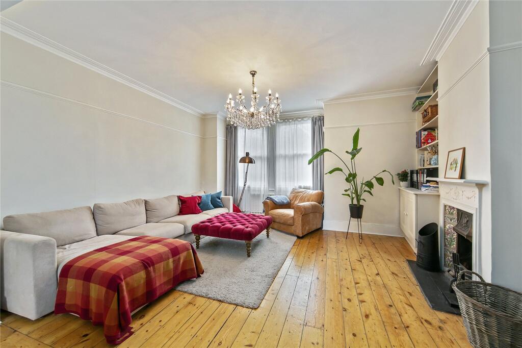 House in Twickenham - View 3