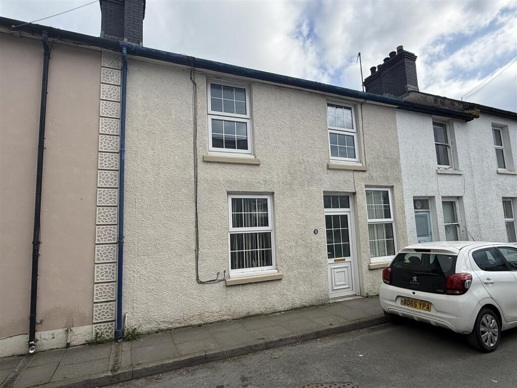 Main image of property: Drovers Road, Lampeter
