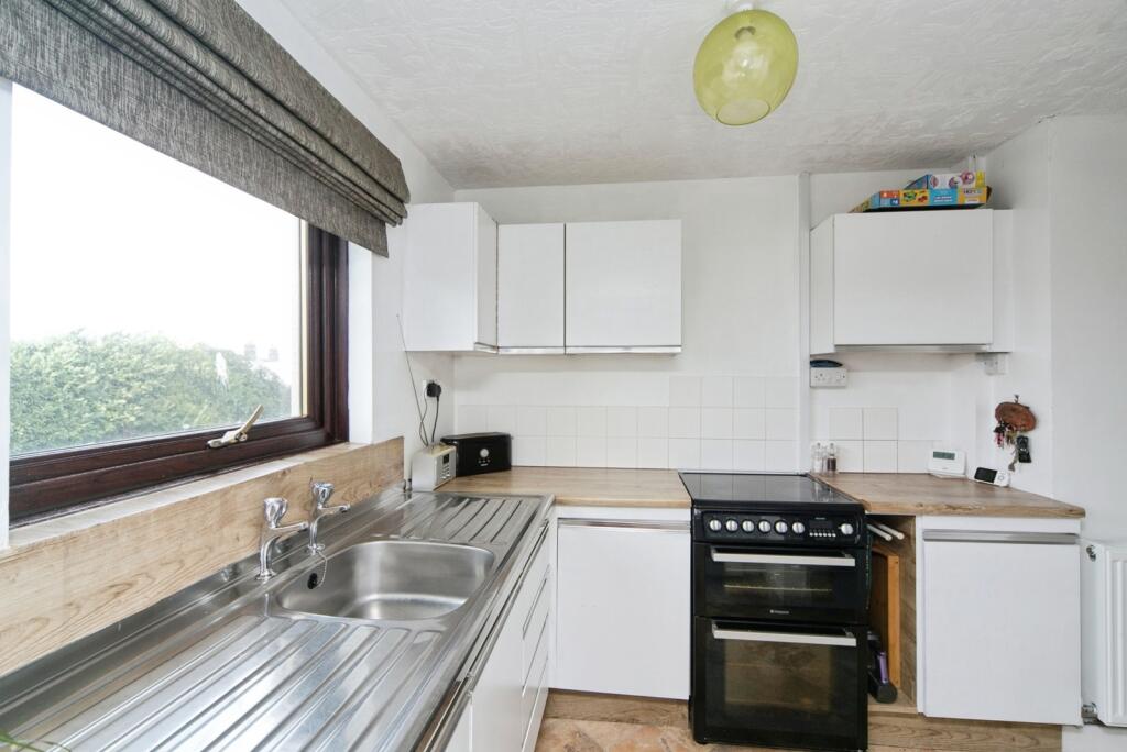 Sefton Road, Old Colwyn, Conwy, LL29 photo 3