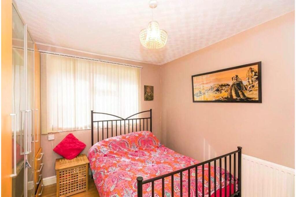 Apartment in London - View 4