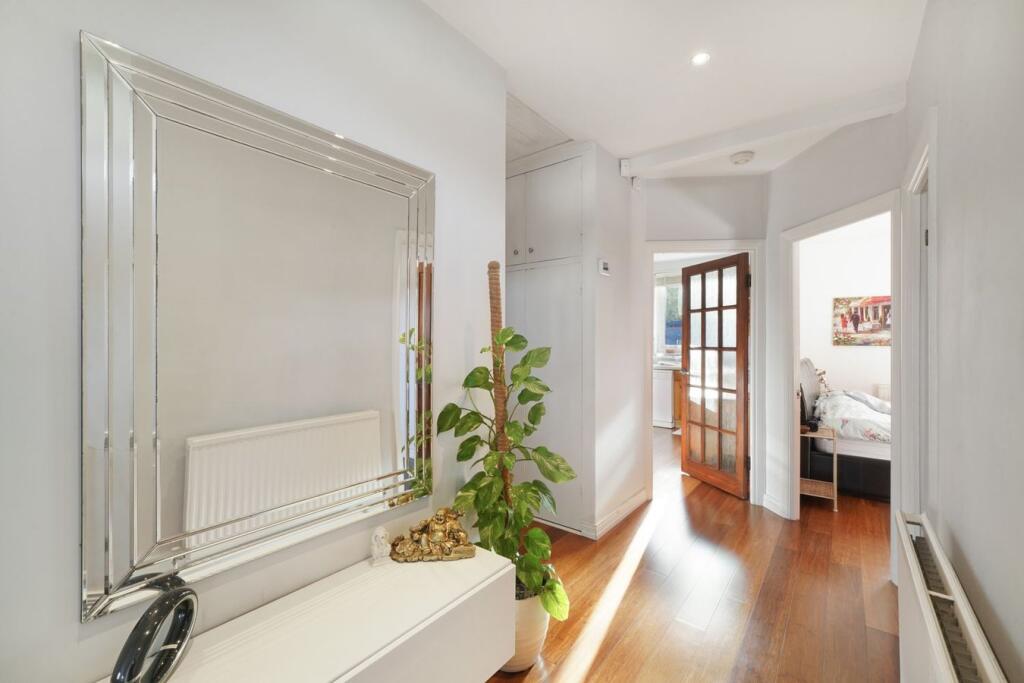 Eastern Avenue, Pinner, HA5 photo 3