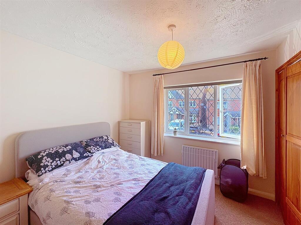 House in Warwick, Kenilworth - View 5