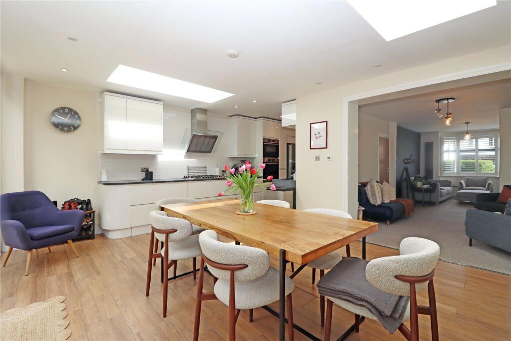 House in Woking, Maybury, Westfield - View 4