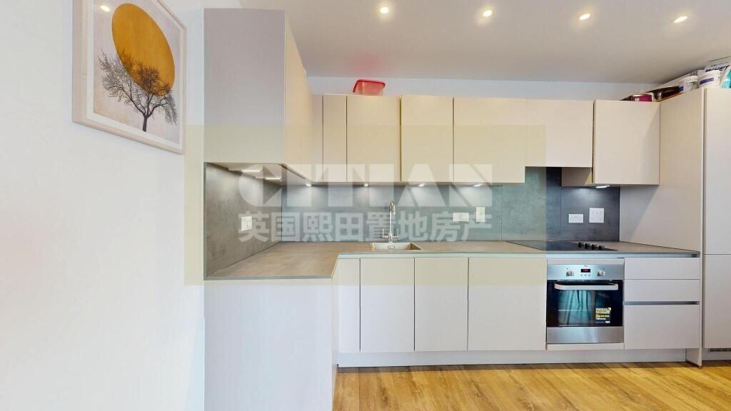 Apartment in London - View 5