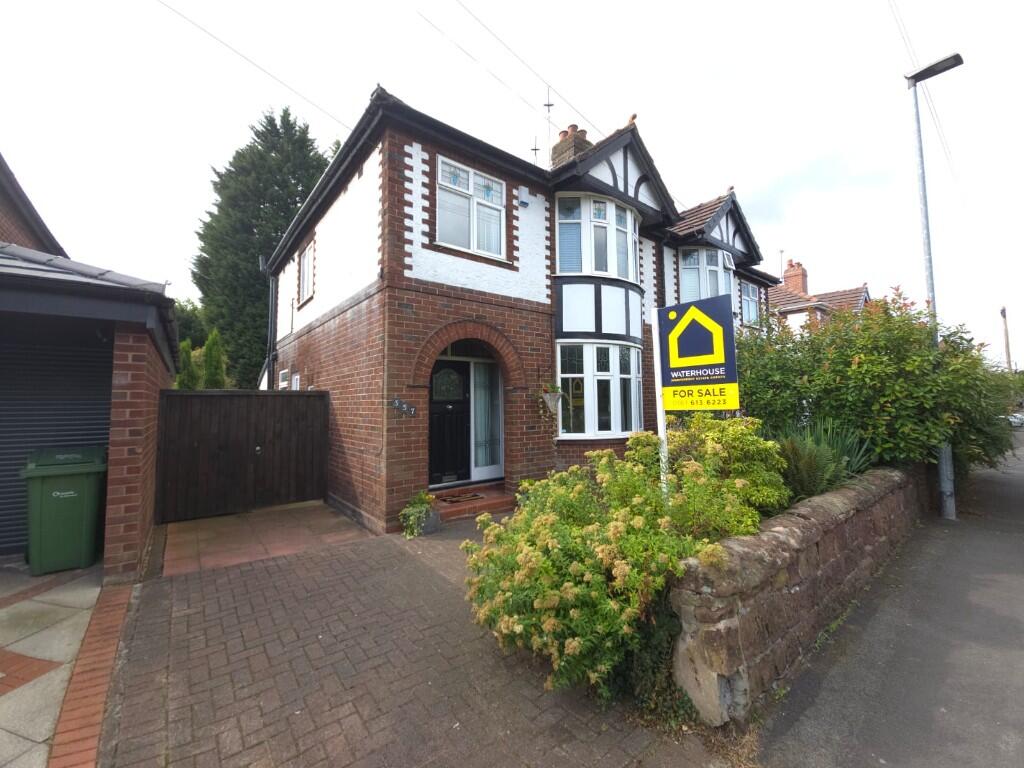 Main image of property: Thelwall New Road, Warrington, Cheshire, WA4