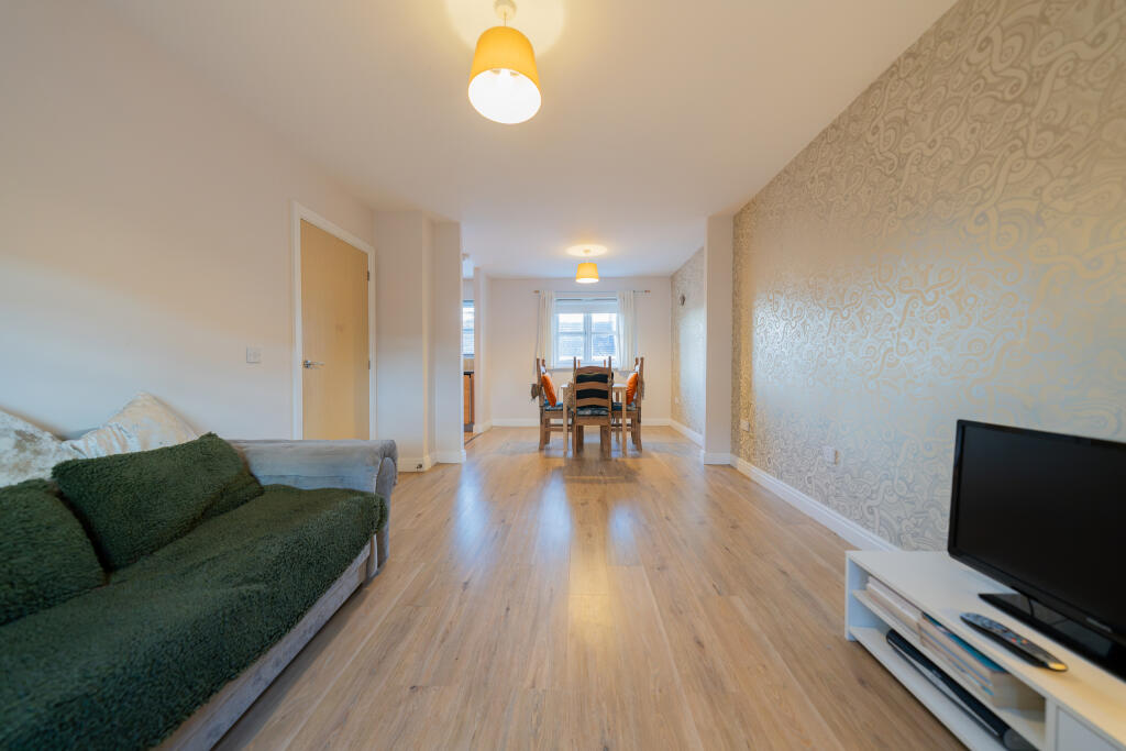 Apartment in Blaby, Thorpe Astley, Braunstone - View 3