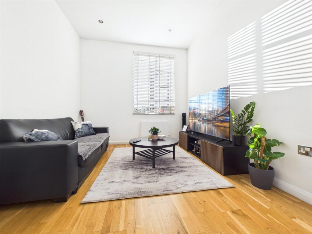 Apartment in London - View 2