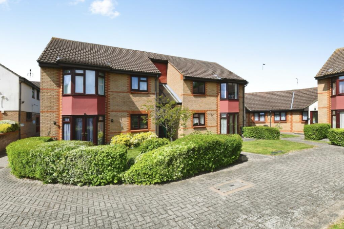Main image of property: PITSEA MOUNT, BASILDON