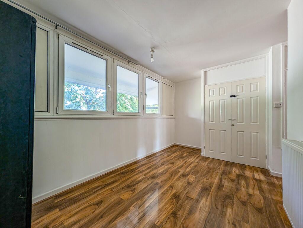 Apartment in London, Hyacinth Neighbourhood, Roehampton - View 5