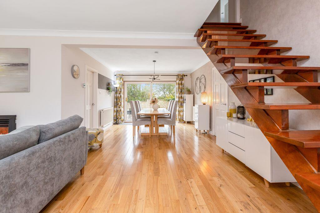 57 Oxgangs Farm Grove, Oxgangs, Edinburgh, EH13 9PP photo 4