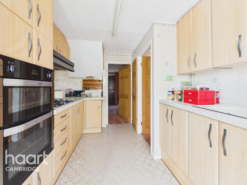 House in Cambridge, Chesterton - View 2