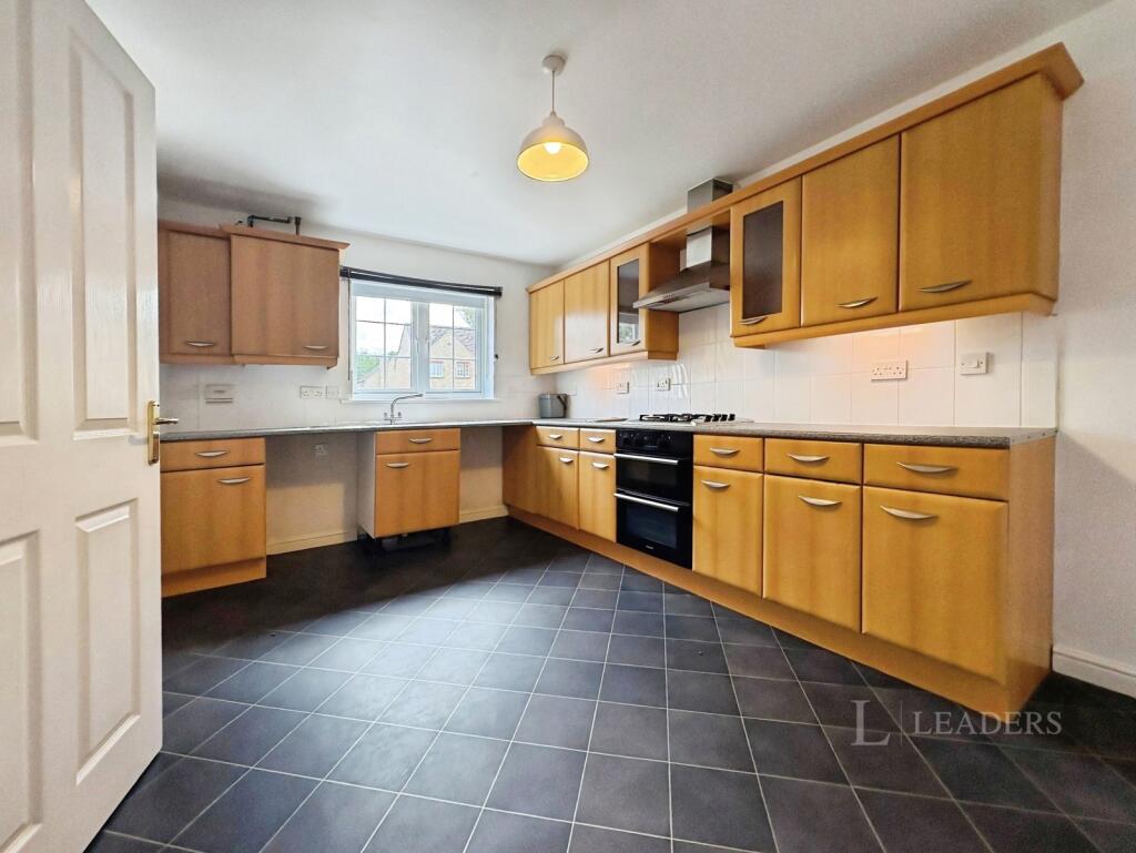 House in Peterborough - View 5