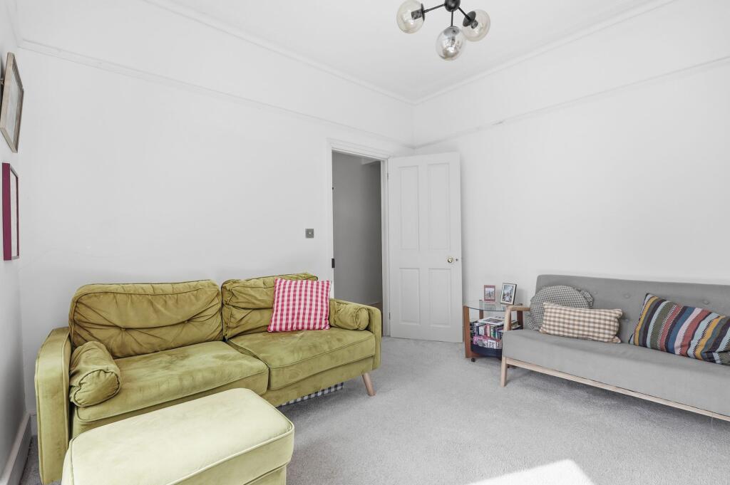 Apartment in London - View 4