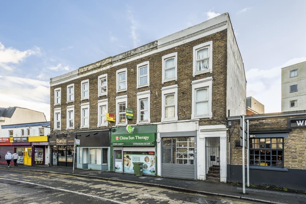 Main image of property: Maidenhead, Berkshire, SL6