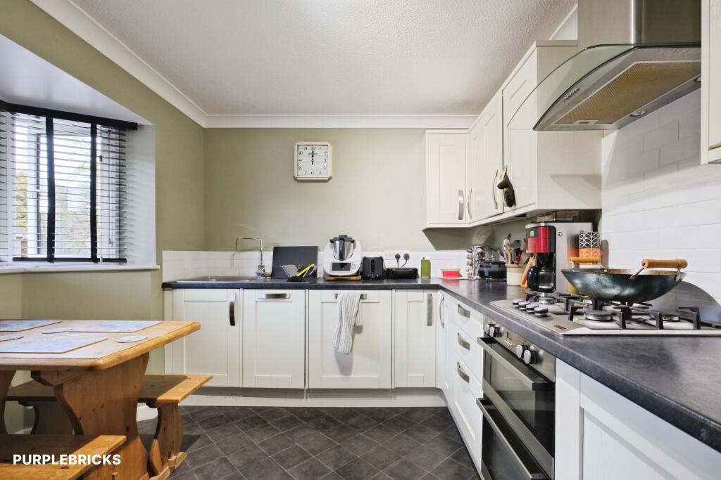 House in Alresford, New Alresford - View 2