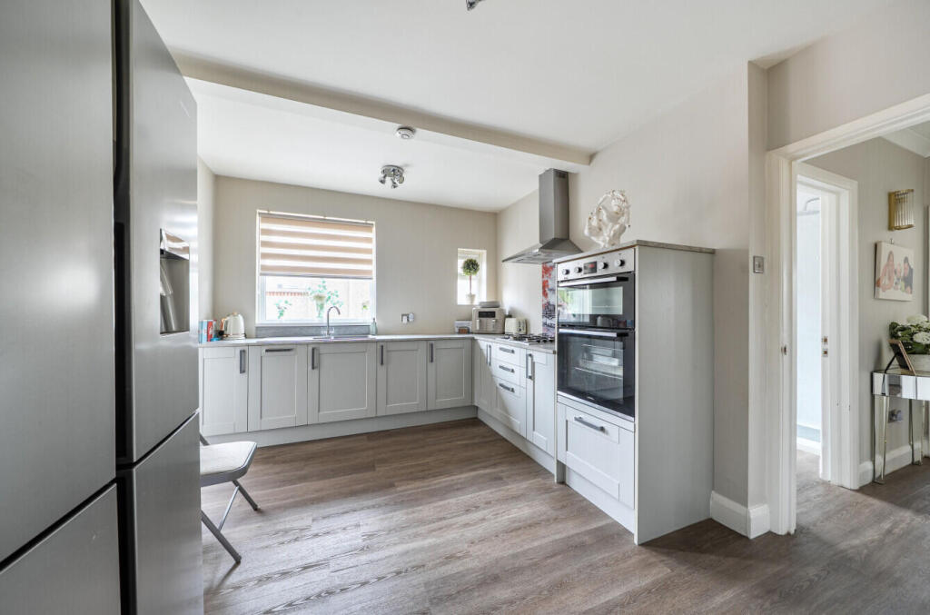 House in Tonbridge - View 4