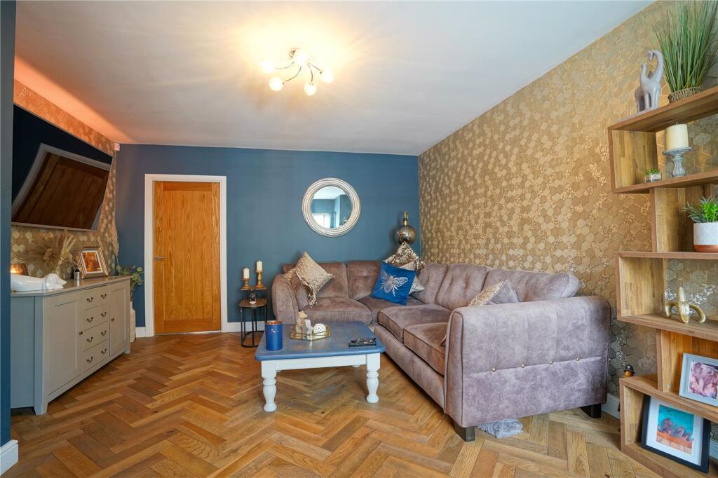 The Woodlands, Bolton-upon-Dearne, S63 - View 3