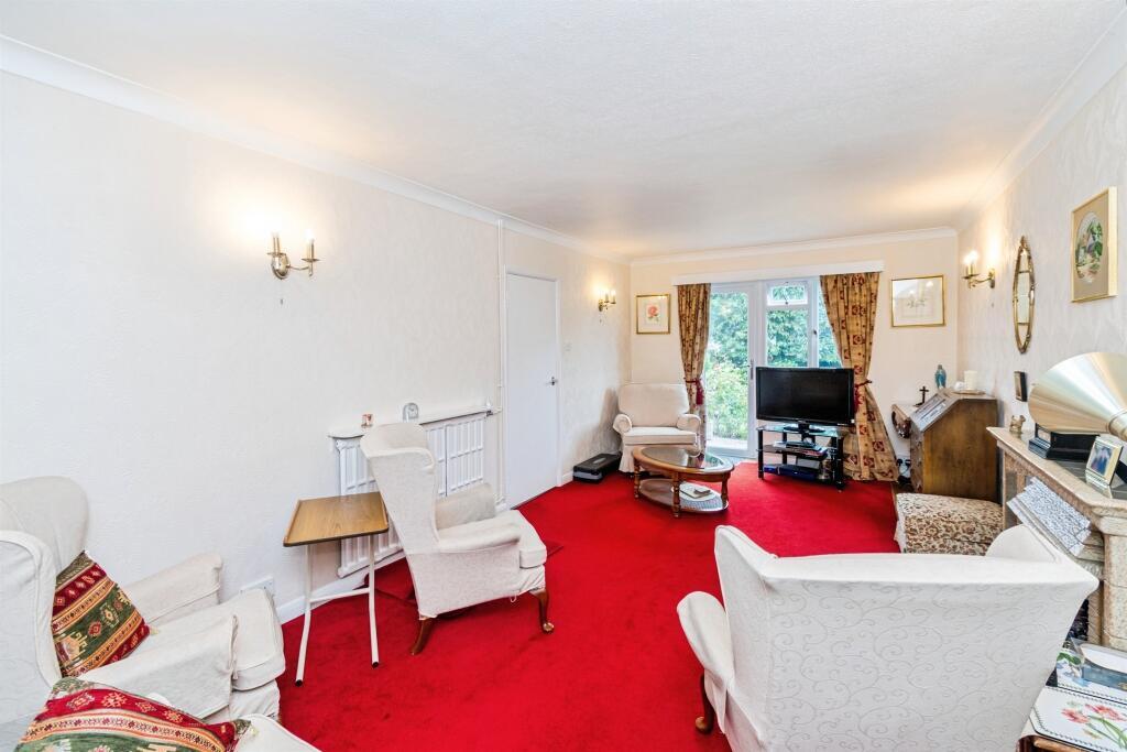 House in Southampton, Bassett - View 2