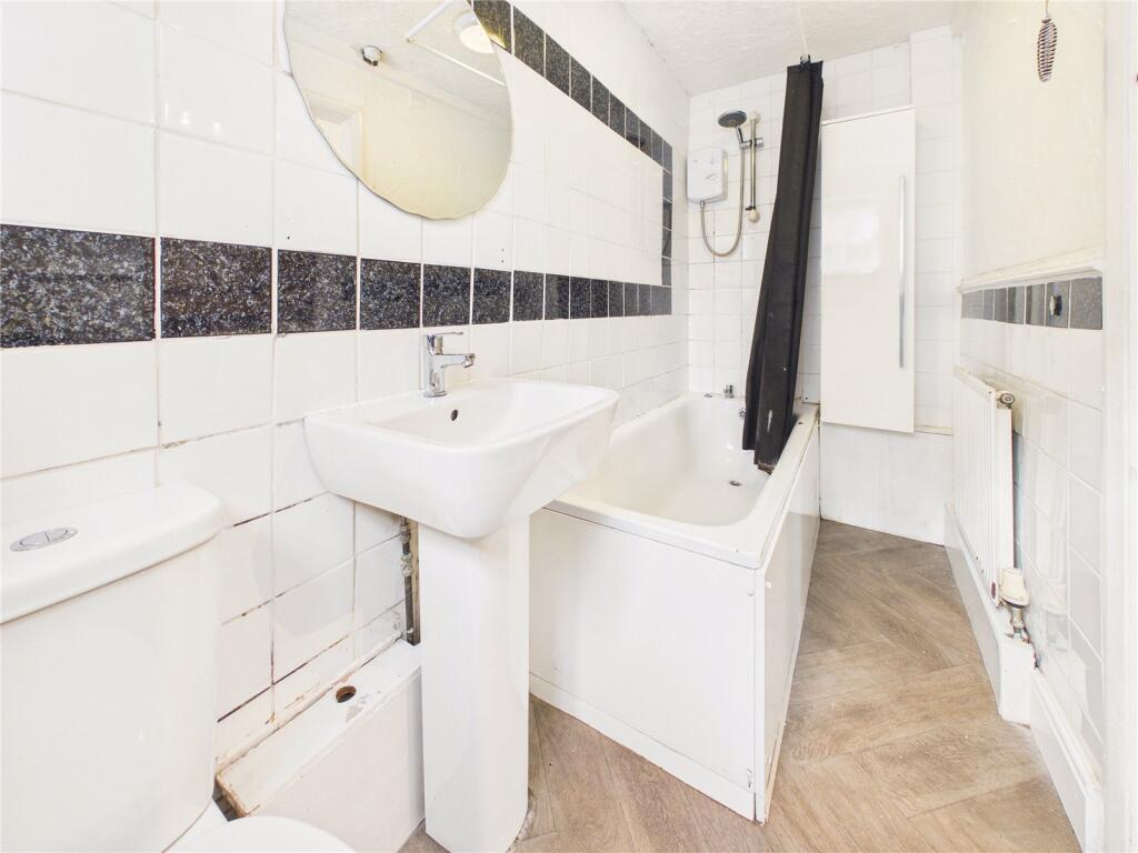 Hanbury Road, Droitwich Spa, Worcestershire, WR9 photo 4