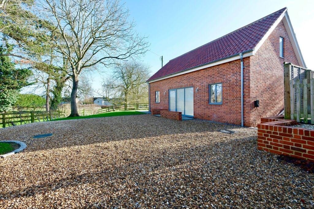 Main image of property: Loop Road, Keyston, PE28