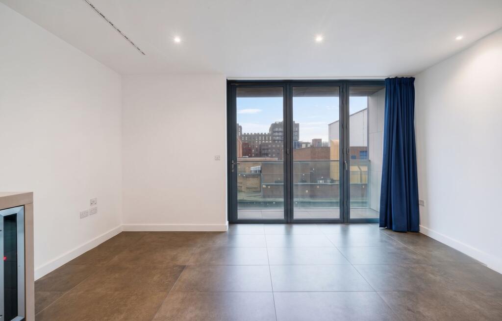 Apartment in London - More