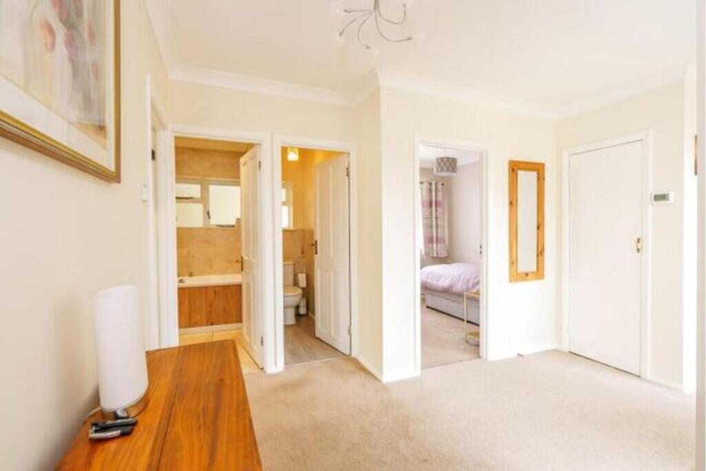 Whitelands, Felpham, Bognor Regis, PO22 photo 2