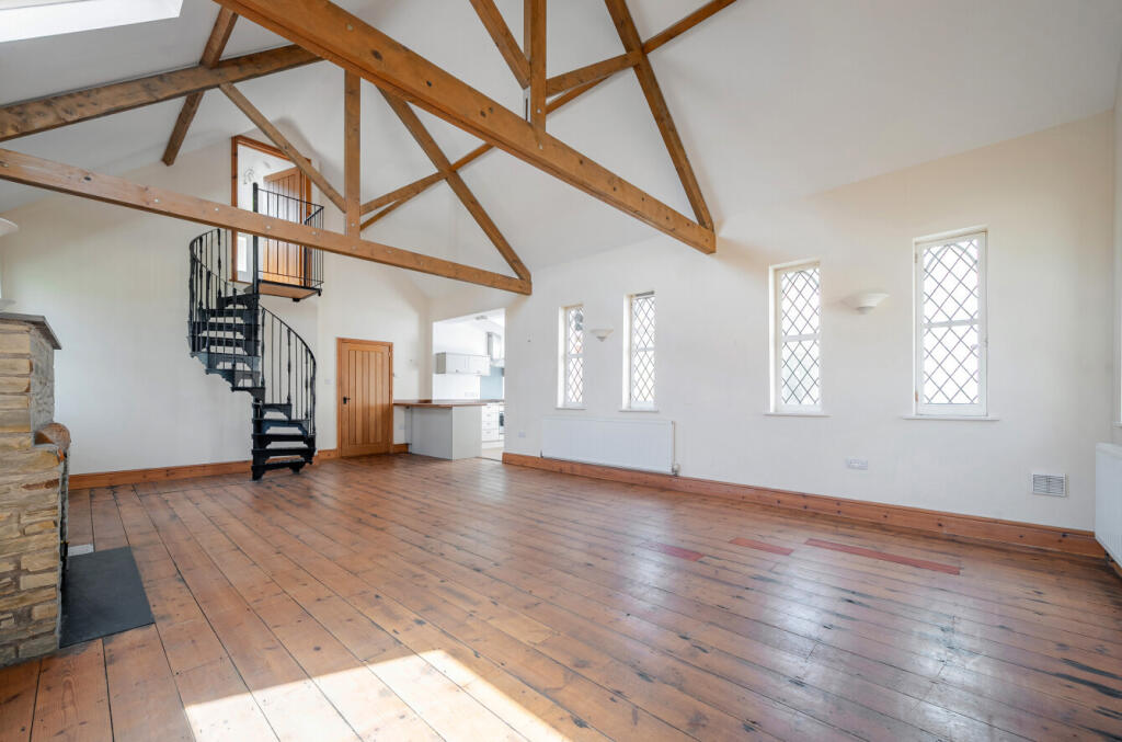House in Plymouth - View 5
