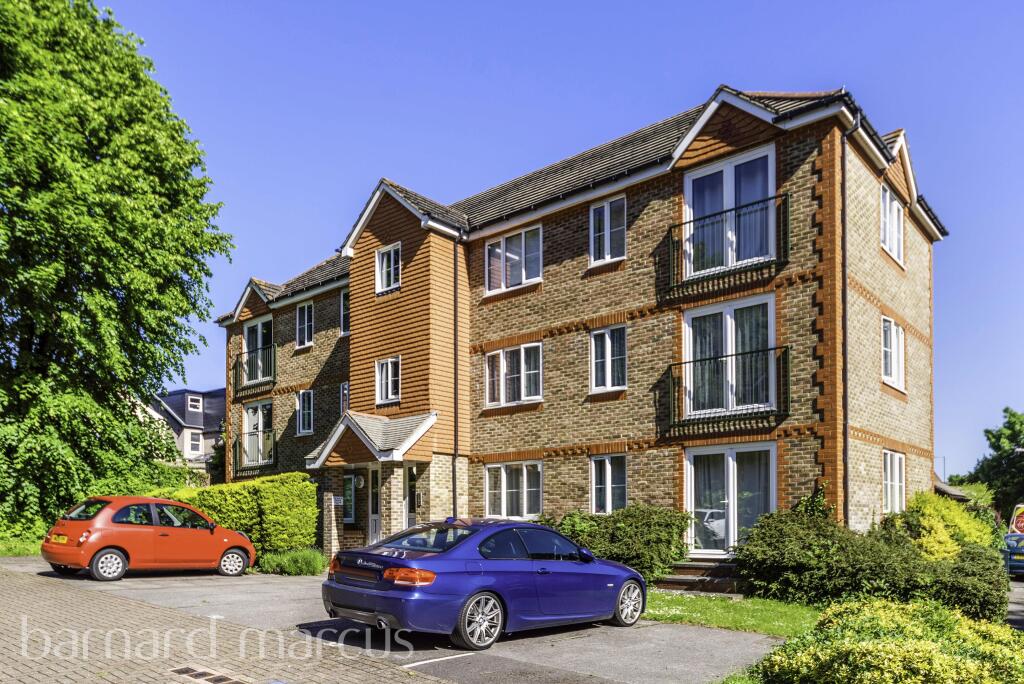 Main image of property: Sevenoaks Close, SUTTON