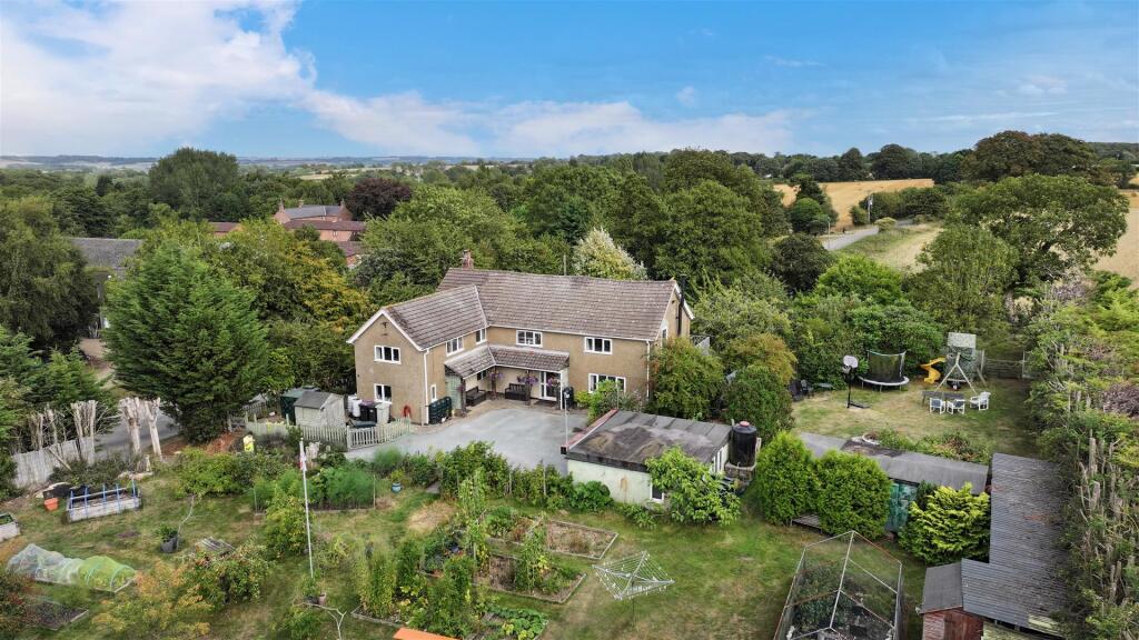 Main image of property: Eastfield Cottage, Mavis Enderby, Spilsby