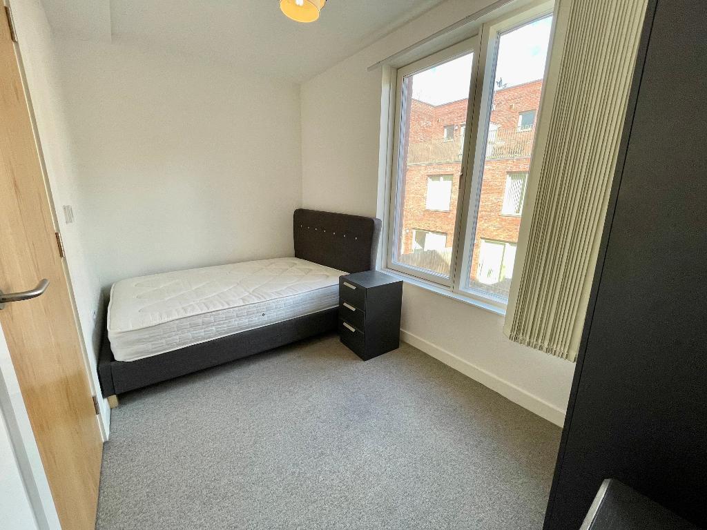 3 bedroom mews property for rent