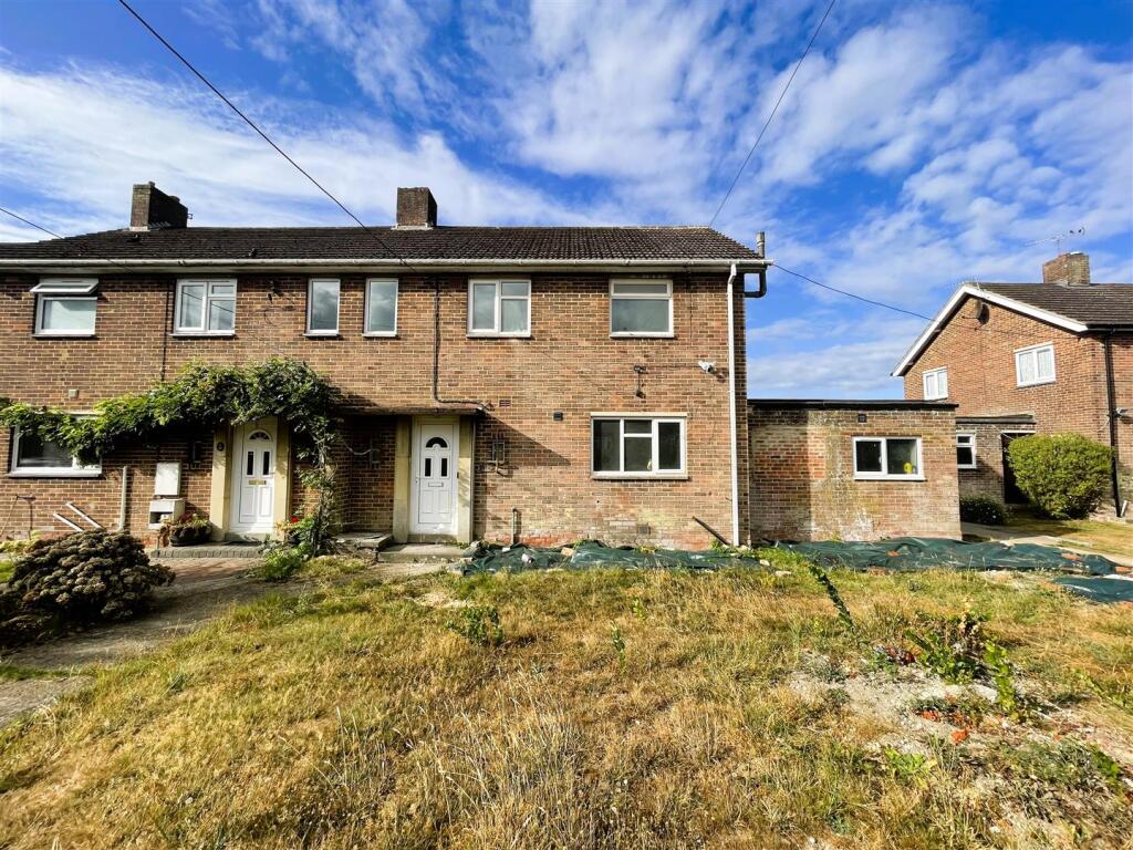 Main image of property: Brownhill Road, North Baddesley, Southampton