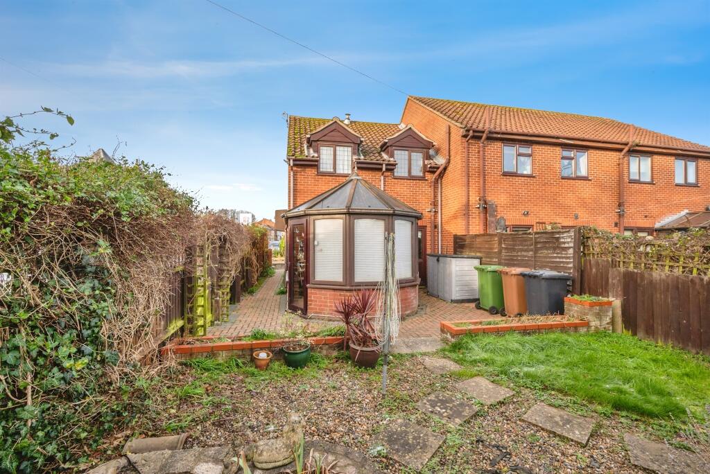 Ingham Road, Stalham, Norwich photo 3