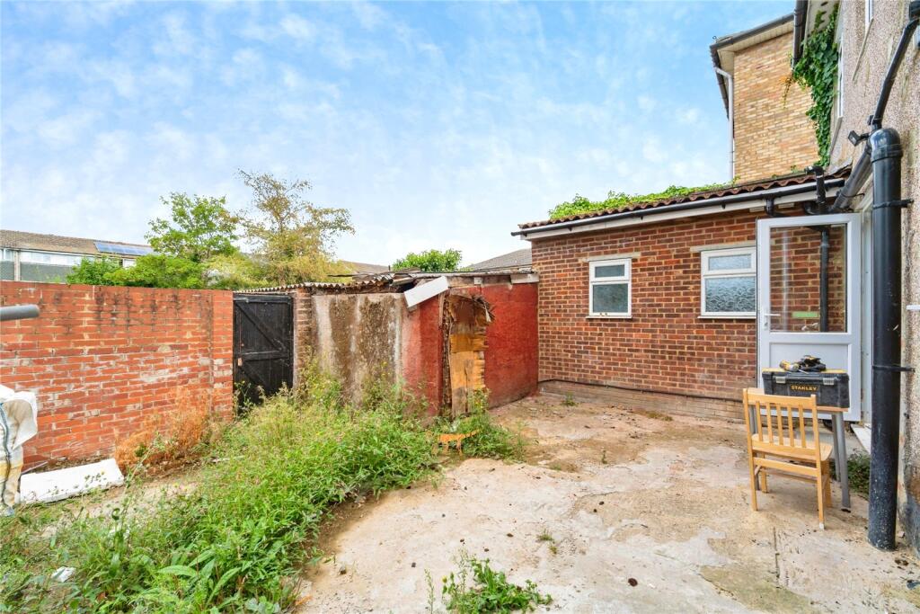 House in Southall - View 5