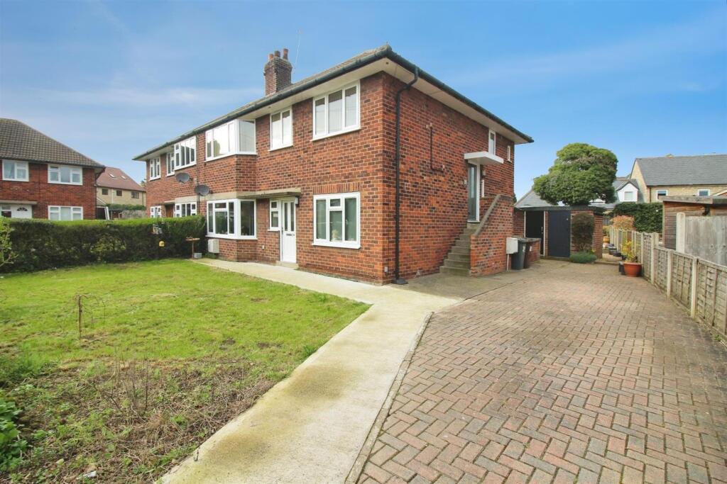 Main image of property: Top Stone Close, Burton Salmon, Leeds