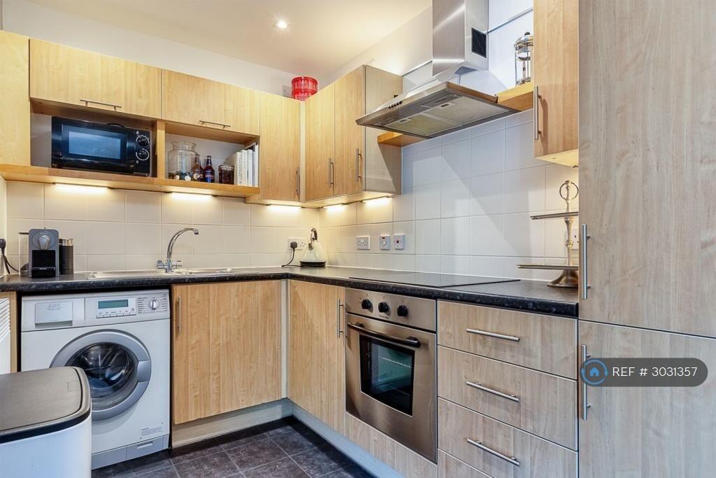 Apartment in London - View 3