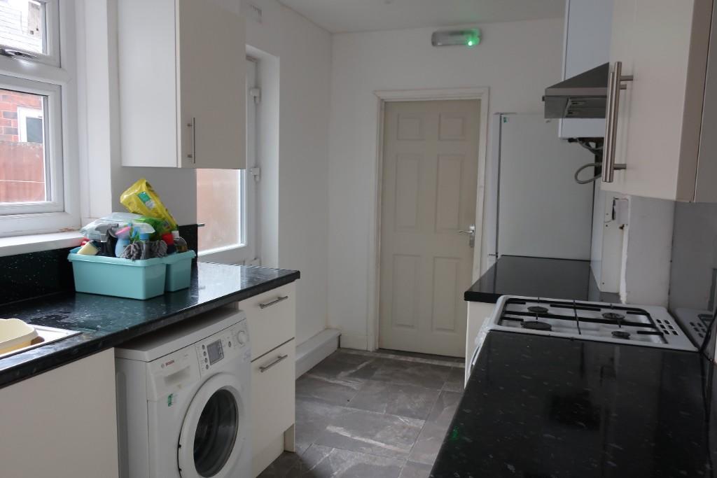 Main image of property: 16 Blossom Avenue, Dawlish Road, Birmingham, B29 7AG