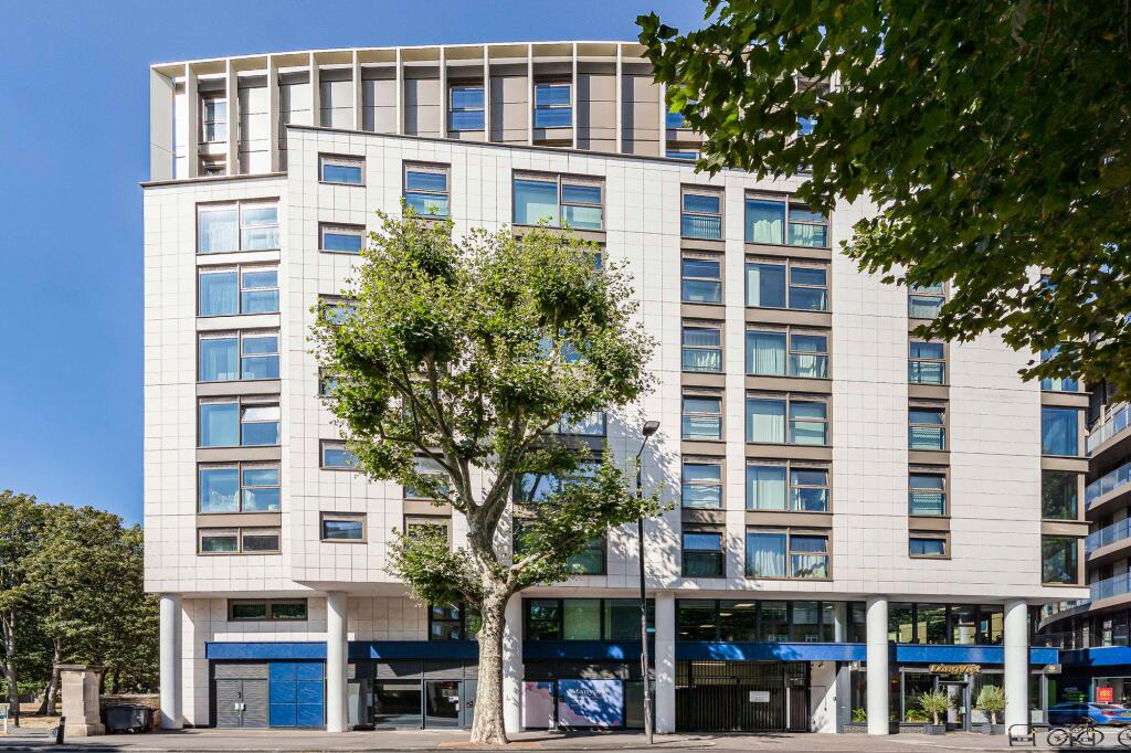 Apartment in London, Purbrook Estate, Old Kent Road - View 4