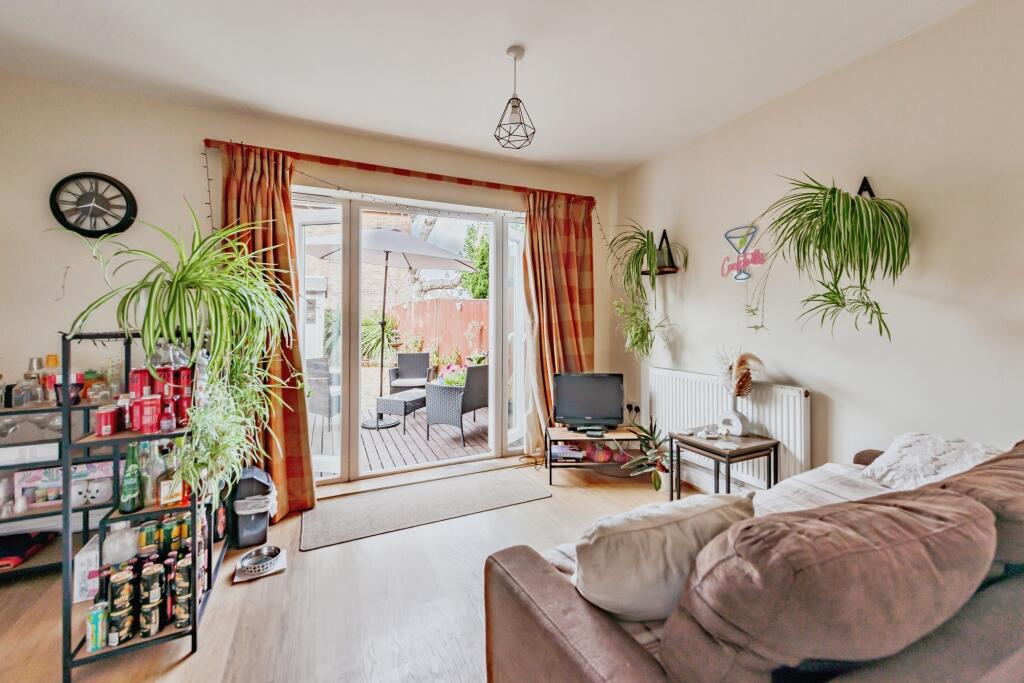 House in Crawley, West Sussex - More